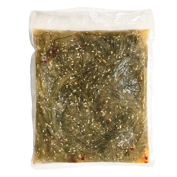 Spicy red seaweed salad for Japanese starters UAE
