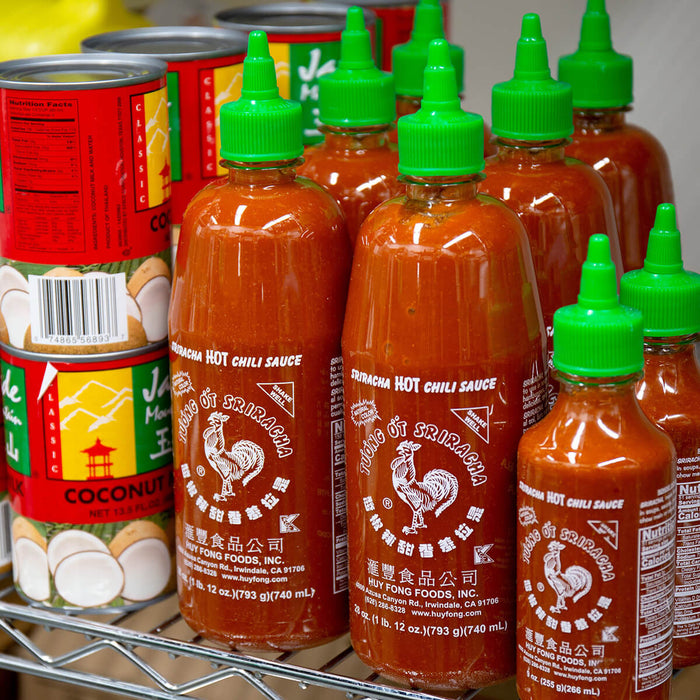 Huy Fong rooster sriracha sauce UAE